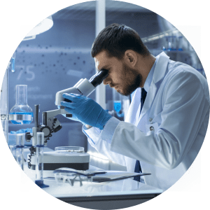 O teste genético pré implantacional PGT analisa as celulas embrionarias